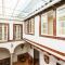 Hotel Carlos V Jerez by Vivere Stays - خيريز دي لا فرونتيرا