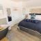 2 Salt Cottage