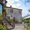 Borgo Livernano - Farmhouse with pool