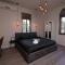 Kings bed - Stay Royal and Stylish Bahais Garden