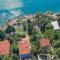 Novi Escape 2 Beachfront 4 Star Apartment