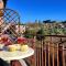 Lovely Balcony San Gimignano Apartments