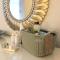 Picturesque Mews Apartment Perfect Location Steps From Harbour and Beaches