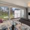 Coedrath Park 20 - Modern Apartment, Close to the Beach