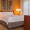 Sonesta ES Suites Charleston