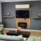 Flamingo Rentals - Modern 2-bed unit with BBQ & SPA ideal for holiday and business travel
