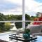 Vue Lake Daylesford Villa