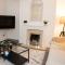 High Peak Place - Spacious Whaley Bridge Townhouse