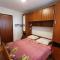 Apartment Mirella for 6 Persons located in central Istria - Gradinje