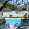 Bobo Family house with pool