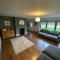 Highland Hideaway in secluded riverside location - 加夫