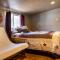 Half Moon Lake Lodge