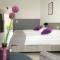 PRIMA Inn HOTEL & HOF NEURUPPIN - digitales & rezeptionsloses Motel - Neuruppin