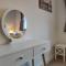 Birdsong Rural Winchester Twyford - 2BR, 5BR, 7BR - sleeps upto 14