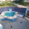 Casa com piscina , churrasqueira, Wi-Fi, em rua de Areia à 1km da praia, bairro sussegado, proíbido uso de som extremamente alto ideal para descansar - Itanhaém