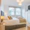 Jurassic View Apartment