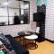 Relaxing 1-Bedroom Condo Unit (by Lee Portum)