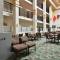 Best Western Plus Villa Del Lago Inn Patterson