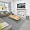 London House by YourStays - Stoke on Trent