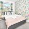 London House by YourStays - Stoke on Trent