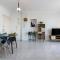 Sweet retreat 2-BR Apartment in Mackenzie