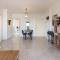 Sweet retreat 2-BR Apartment in Mackenzie