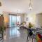 Sweet retreat 2-BR Apartment in Mackenzie