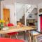 Cottage in heart of Dolgellau with parking