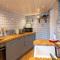Cottage in heart of Dolgellau with parking
