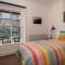 Cottage in heart of Dolgellau with parking