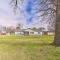 Lake Eufaula Retreat with Fire Pit, Near Main St! - Eufaula