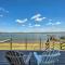Modern Cedar Creek Lake Retreat with Panoramic View! - Malakoff