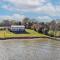 Modern Cedar Creek Lake Retreat with Panoramic View! - Malakoff
