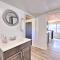 Idyllic Fayetteville Home - Walk to UA Campus! - فايتيفيل