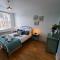 Brewsters by Spires Accommodation close to A38 and at the gate way to Derbyshire - Бертон-апон-Трент