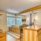 Twin Cedars Getaway - Meredith Lodging