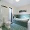 Maranui BeachSide Retreat - Mt Maunganui Home