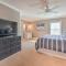 Executive Home with Heated Pool on Lake Wawasee - 雪城