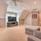 Executive Home with Heated Pool on Lake Wawasee - 雪城