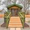 Beautiful New Bern Studio Cabin with Fire Pit!