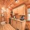 Beautiful New Bern Studio Cabin with Fire Pit!