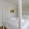 Woodside Bay Lodge Retreat