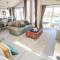 Curlew Lodge