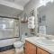 Lake of the Ozarks Views, Patio Regatta Bay Condo - 四季城