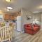 Centrally Located South Hill Apartment with Smart TV - Spokane