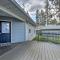 Centrally Located South Hill Apartment with Smart TV
