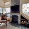 Summer Fun - SLOPESIDE 4BR 3BA with 3 Spas, Pool and Sauna - Perfect for Family and Friend Getaways All Year Round 1849 Condos 693 condo