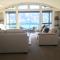 Luxury on Lakeside