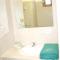 Charming Apartment in Tambon Bo Put, 47 m², shared pool