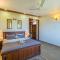 StayVista at Floradale 5BR w Scenic view and modern decor - Kasauli